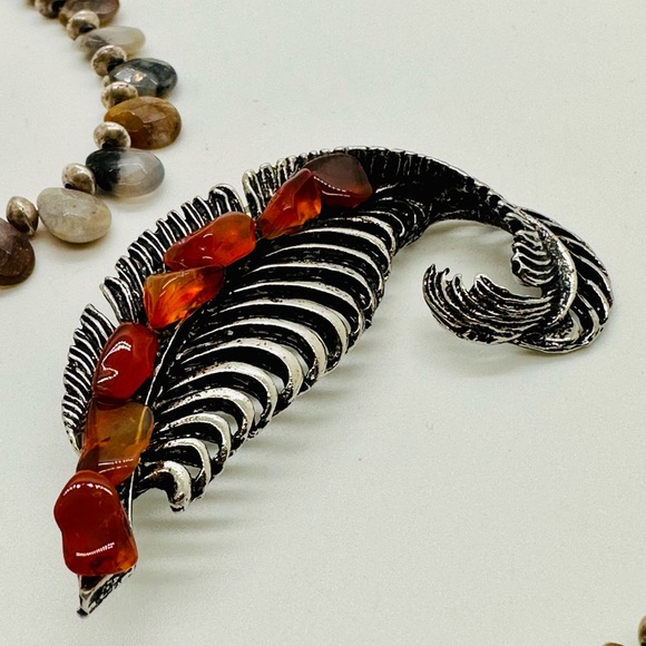Vintage Natural Stone Necklace & Feather brooch - Picture 12 of 17